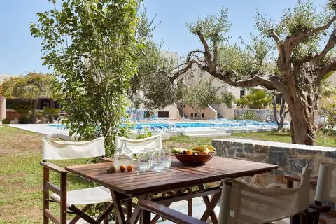 Creteco Hotel & Suites in Δημοτική Ενότητα Γουβών — foto 8