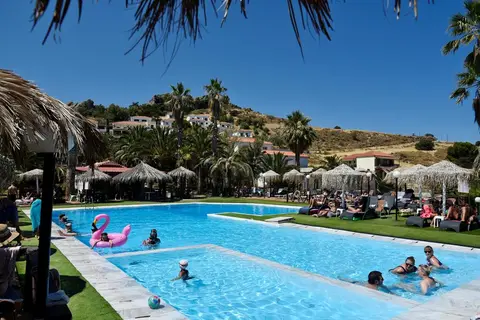Clara Hotel in Πέτρα — foto 4