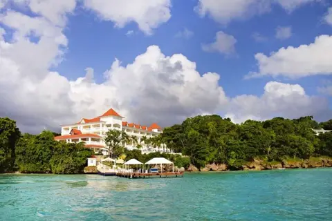 Luxury Bahia Principe Cayo Levantado in Santa Bárbara de Samaná — foto 28