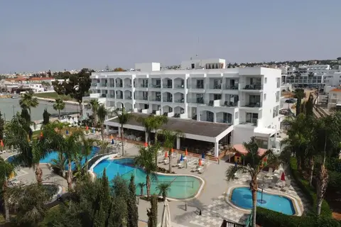 Anesis Hotel in Αγία Νάπα