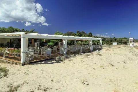 Garden Beach Hotel & Resort in Castiadas — foto 9