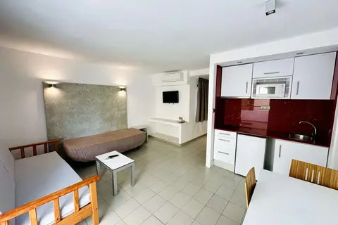 Ibiza Jet Appartementen in Platja d'en Bossa — foto 5