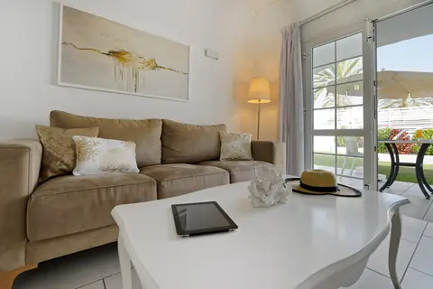 Bungalows Adonis in Playa del Inglés — foto 10