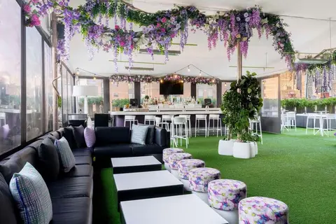 Yotel New York Times Square in New York — foto 8