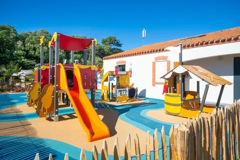Le Littoral in Talmont-Saint-Hilaire — foto 11