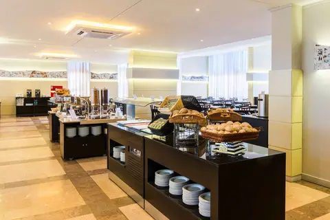 Tryp by Wyndham Lisboa Caparica Mar Hotel in Costa da Caparica — foto 18