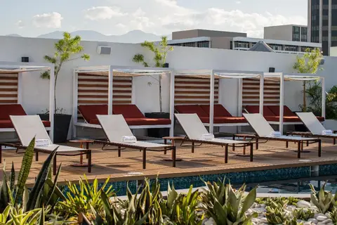Rok Hotel Kingston Tapestry Collection By Hilton in Kingston — foto 21