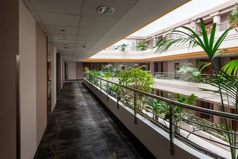 Airport Hotel Budapest in Vecsés — foto 8