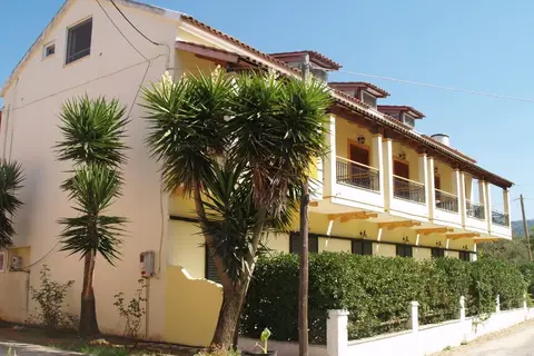 Sophie Studios Roda Corfu in Ρόδα — foto 12