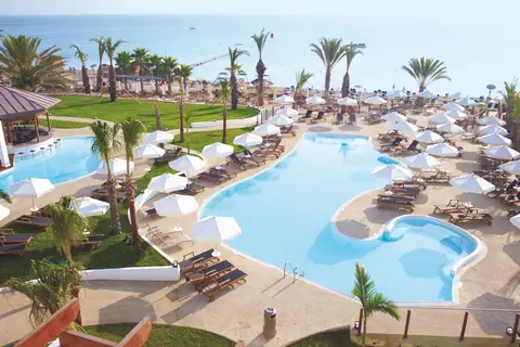 Sunrise Pearl Hotel & Spa in Παραλίμνι