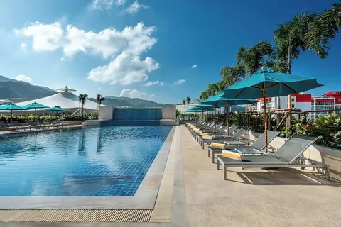 M Social Phuket in ตำบลป่าตอง — foto 5
