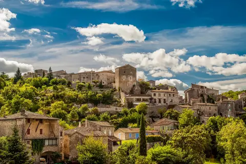 Ontdek de Ardèche vanuit Grospierres in Grospierres — foto 2