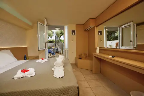 Anissa Oasis Beach in Chersonisos Municipal Unit, foto 29