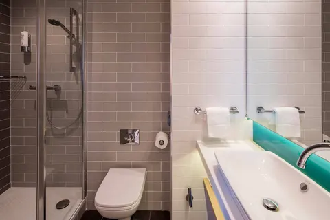 Holiday Inn Express Belfast City - Queen's Quarter in Belfast — foto 6