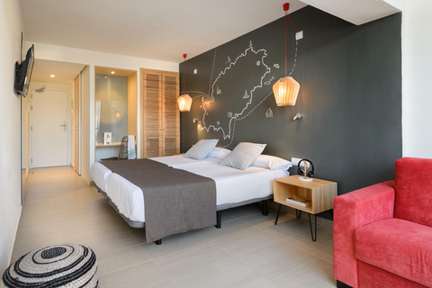 Hotel Vibra Cala Tarida foto 18