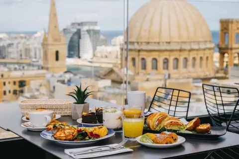 The Embassy Valletta Hotel in Valletta — foto 7