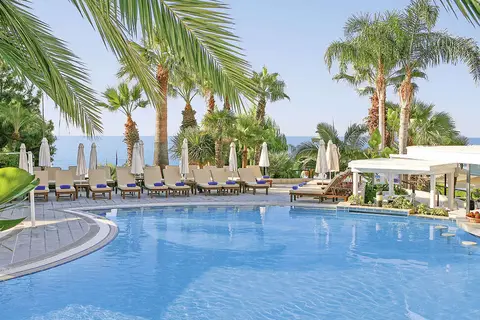 Mediterranean Beach Hotel in Limassol — foto 22