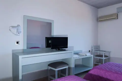 Tom & John Centre in Δημοτική Ενότητα Αρκαδίων — foto 20