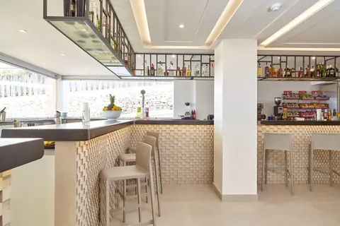 Sol Bahia Ibiza Suites in Sant Antoni de Portmany — foto 4