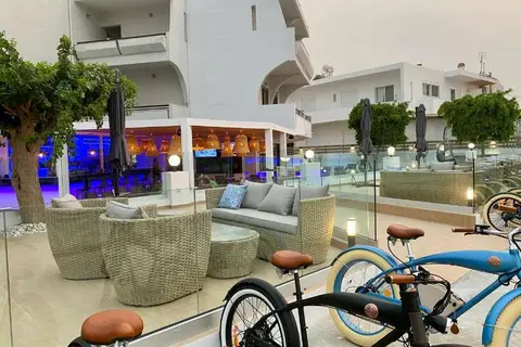 Penelope Hotel in Ιαλυσός — foto 4