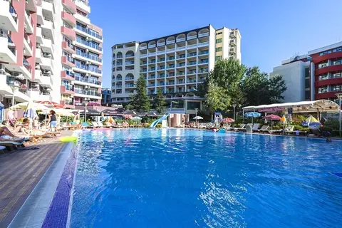 Admiral Plaza Apartments in Несебър — foto 26