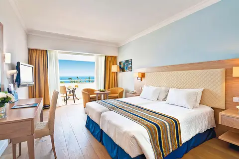 Olympic Lagoon Resort Paphos in Paphos — foto 4