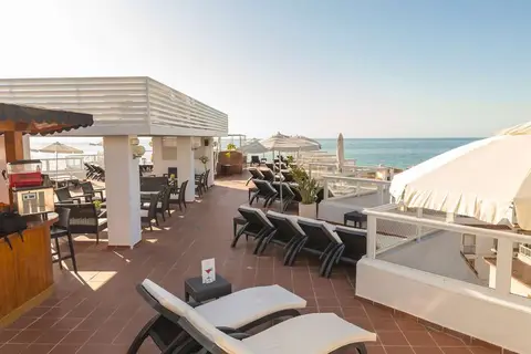 Alua Sun Lago Rojo in Torremolinos — foto 13