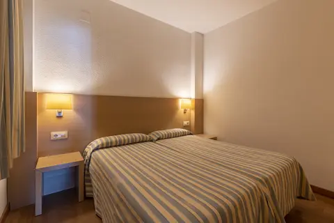 Almirall Apartaments in Lloret de Mar — foto 2