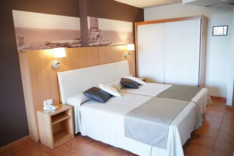 Ohtels Vila Romana in Salou — foto 9