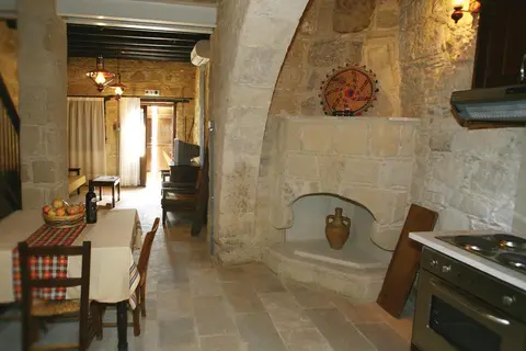 Leonidas Village Houses in Goudi — foto 19