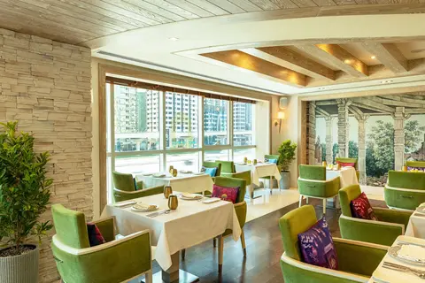 Four Points by Sheraton Sheikh Zayed Road, Dubai in Dubai — foto 2