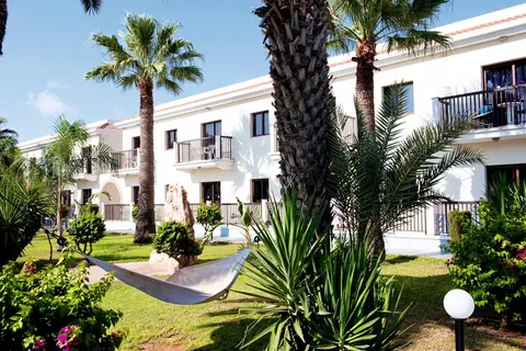 Loutsiana Hotel Apts in Ayia Napa — foto 2