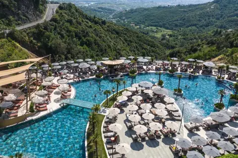 Select Hill Hotel in Tirana