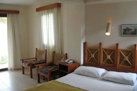 Topset Hotel in Karaoğlanoğlu — foto 4