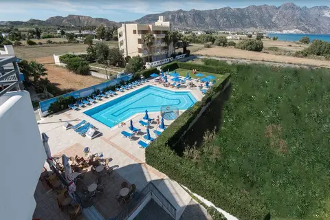 Cleopatra Superior Hotel in Καρδάμαινα — foto 2