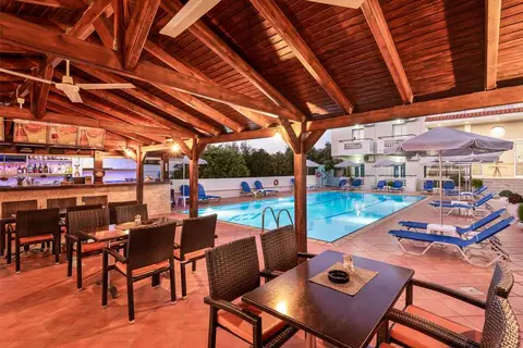 Sisi Breeze Hotel in Δημοτική Ενότητα Χερσονήσου — foto 8