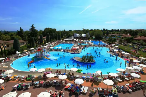 Camping Bella Italia in Peschiera del Garda