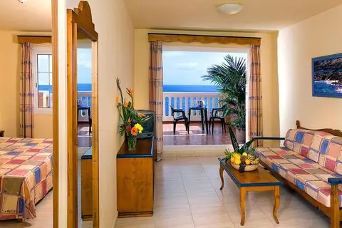 Aparthotel Las Olas in Breña Baja — foto 5