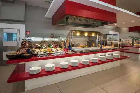 Hovima Costa Adeje in Adeje — foto 17