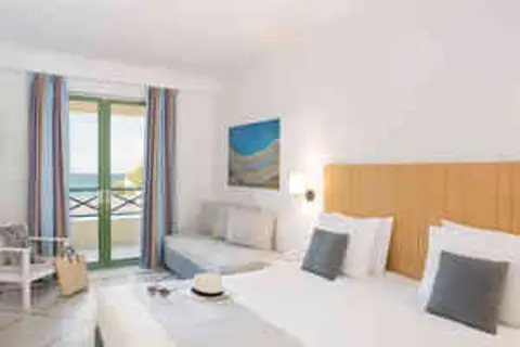 Samaina Port Hotel in Δημοτική Ενότητα Καρλοβασίων — foto 17