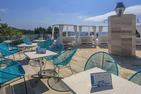 Tropic Garden Hotel & Apartments in Santa Eulària des Riu — foto 6