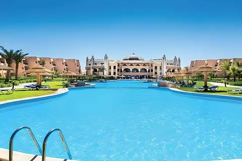 Jasmine Palace Resort in Hurghada