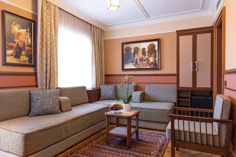 Lalahan in İstanbul — foto 9