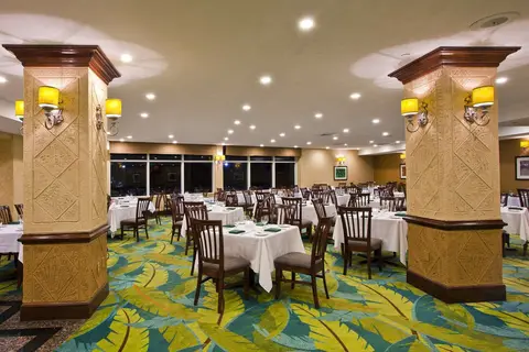 Holiday Inn Miami Beach Oceanfront in Miami Beach — foto 10