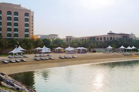 Traders Hotel Qaryat Al Beri in ربدان — foto 9