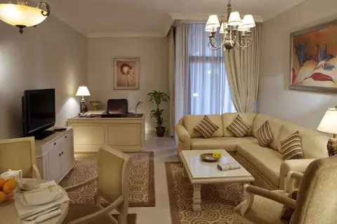 Two Seasons Hotel & Apartments in Dubai — foto 28