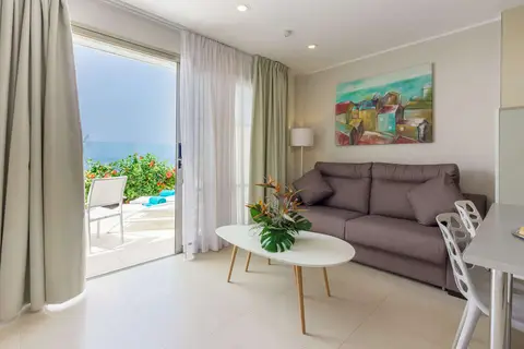 Klayman Diamond Aparthotel in Tamaimo — foto 7