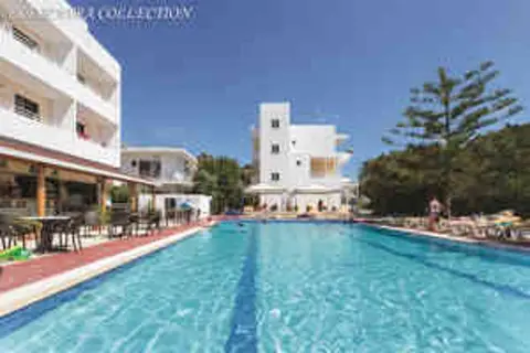 Cleopatra Classic Hotel in Καρδάμαινα — foto 5