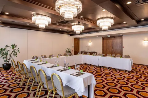 Brown Acropol Hotel in Athens — foto 15