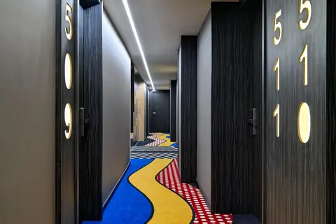 H10 Art Gallery in Barcelona — foto 6